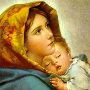 Imagem de Maria Santíssima, Mãe de Deus, segurando o menino Jesus no colo