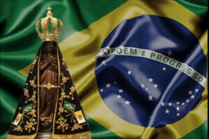 Santo terço pelo Brasil - imagem de Nossa Senhora Aparecida junto a bandeira do Brasil