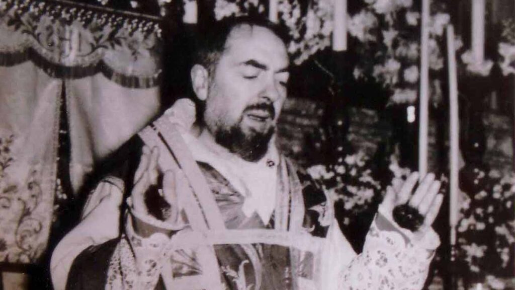 Homilia Diária.586: Sexta-feira da 14.ª Semana do Tempo Comum (I) - Sacerdotes e vítimas